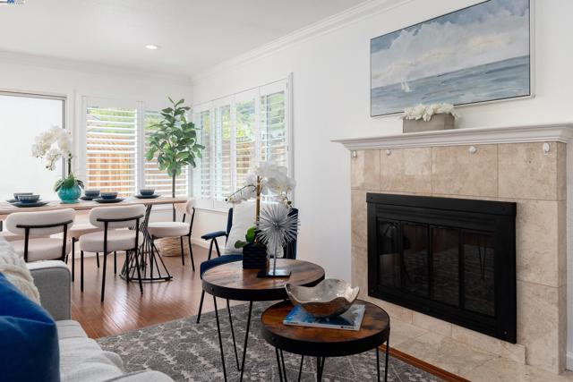 6287 Mountford Dr, San Jose CA: https://media.crmls.org/mediaz/47e40e05-3952-4adc-8c05-d521e5176b70.jpg