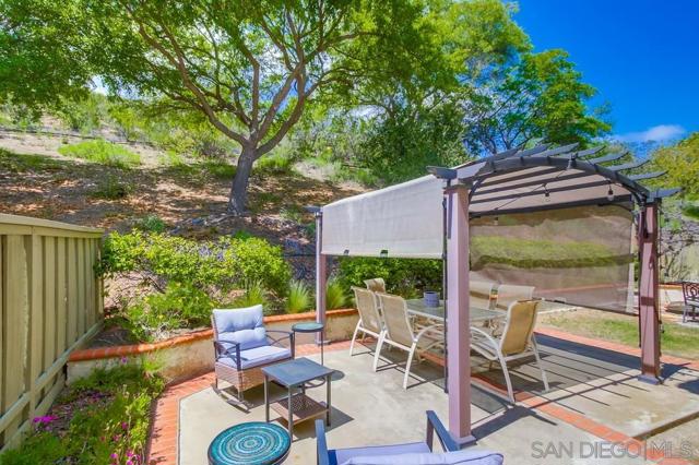 11840 SPRINGSIDE ROAD, San Diego CA: https://media.crmls.org/mediaz/47e47eee-8893-4e48-9c55-7337137f0bc1.jpg
