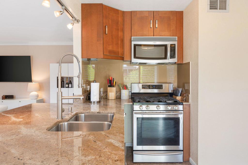 MLS #219139258DA image #17