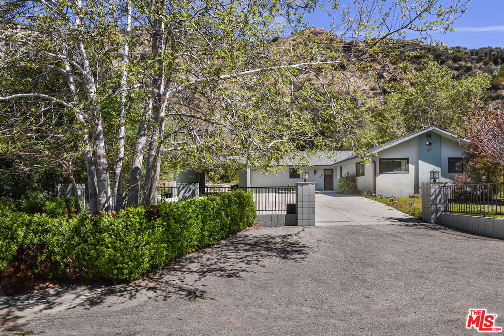 2447 Stonyvale Road