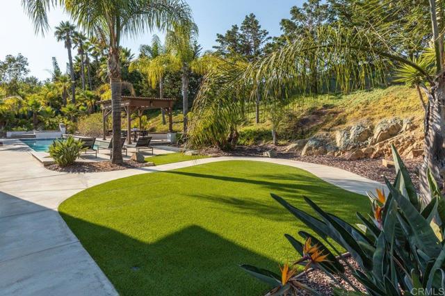 Detail Gallery Image 40 of 58 For 3805 Dusty Trail, Encinitas,  CA 92024 - 6 Beds | 4/1 Baths