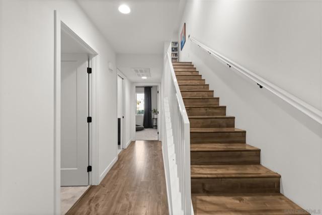 4100 Voltaire St, San Diego CA: https://media.crmls.org/mediaz/47e7b73a-4dd2-4da1-b8ed-352537a4a091.jpg