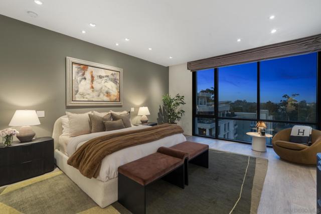 2604 5th Ave, San Diego CA: https://media.crmls.org/mediaz/47e93a99-0211-4041-9a43-ff3eee758dc9.jpg