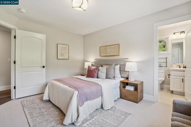10 Candlelight Lane, Lafayette CA: https://media.crmls.org/mediaz/47e98de8-97e9-4499-81e7-cdaf0d212742.jpg