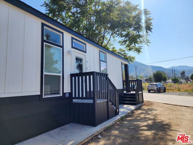 17650 Grand Avenue, Lake Elsinore CA: https://media.crmls.org/mediaz/47e9ab1b-f2b0-42f3-90ed-70fd6a73143e.jpg