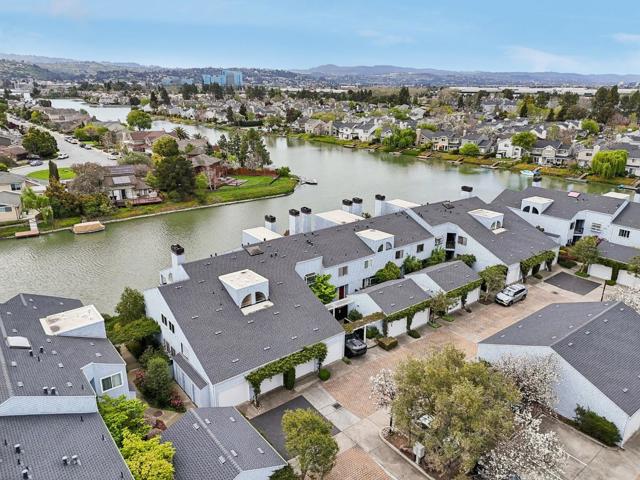 52 Cape Hatteras Court, Redwood City CA: https://media.crmls.org/mediaz/47eb1c60-6fb5-4922-8cf0-8f45d129ec9b.jpg