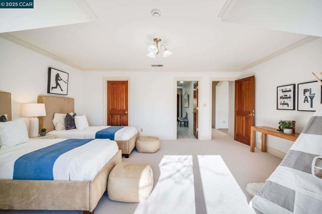 2420 Diablo Lakes Ln, Diablo CA: https://media.crmls.org/mediaz/47ec7fd1-2604-40d7-bfb1-8bc958012183.jpg