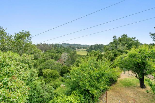 1044 Pleasant Valley Road, Aptos CA: https://media.crmls.org/mediaz/47ec85a9-d51b-4010-8130-5a7d74a27218.jpg