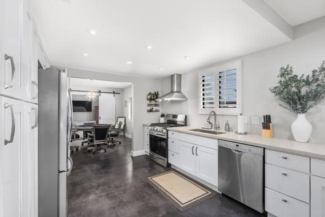 78987 Bayside Court, Bermuda Dunes CA: https://media.crmls.org/mediaz/47edb419-6996-4a28-b126-fe64774c0699.jpg