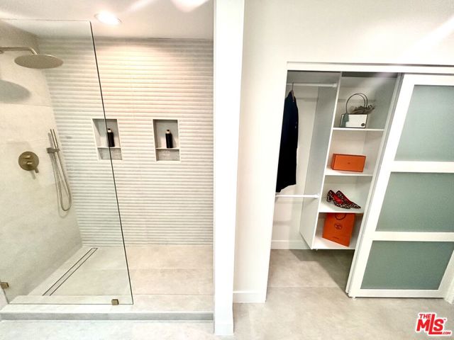 5360 Algarrobo, Laguna Woods CA: https://media.crmls.org/mediaz/47ede9e9-dcf0-4c57-afa6-6c7c8fc18528.jpg