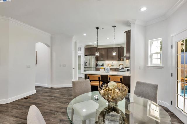 4597 Edwards Ln., Castro Valley CA: https://media.crmls.org/mediaz/47eebf7b-a699-4124-8f80-743782844120.jpg