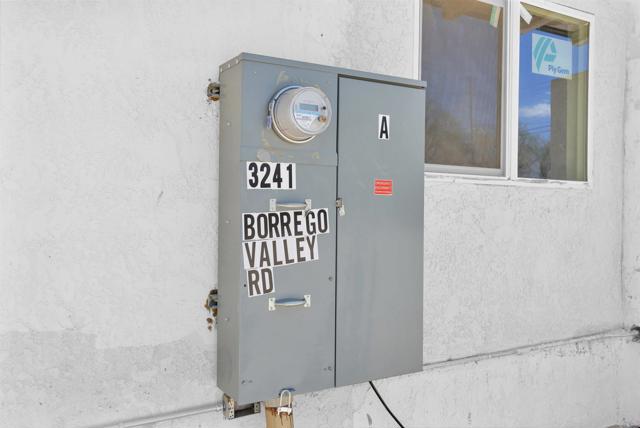 Image 30 of 68 For 3241 Borrego Valley Rd