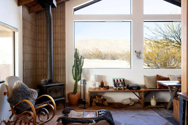 Detail Gallery Image 7 of 47 For 9427 T Circle Dr, Morongo Valley,  CA 92256 - 3 Beds | 2 Baths
