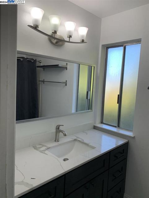 1756 Kudu Ct, Hayward CA: https://media.crmls.org/mediaz/47ef2c5b-f415-40ed-872e-ccd4d0df4972.jpg