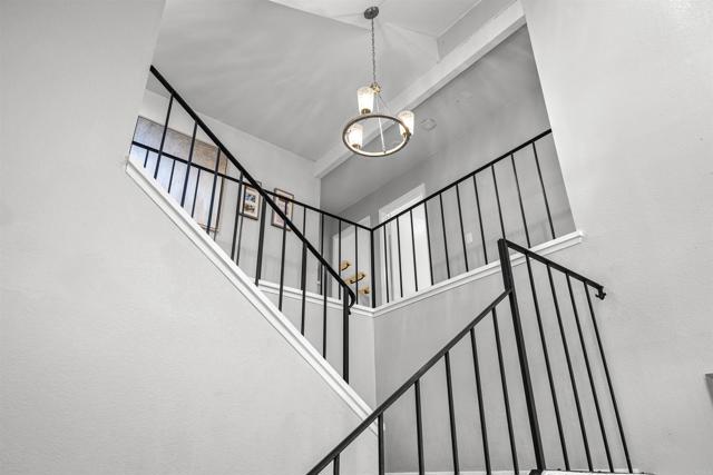 Detail Gallery Image 12 of 38 For 1754 Hill Top Ln, Encinitas,  CA 92024 - 4 Beds | 2/1 Baths