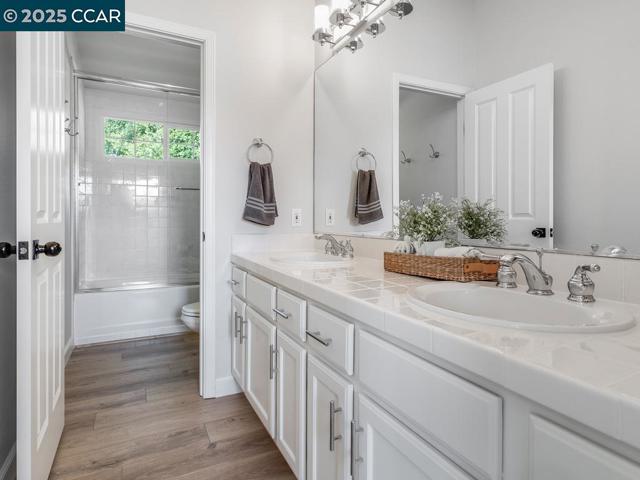 4430 Canyon Way, Martinez CA: https://media.crmls.org/mediaz/47ef9c47-b4d7-4b0b-8ac9-95dd5568804b.jpg