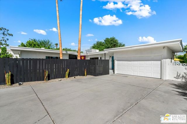 2324 N Girasol Avenue, Palm Springs, CA 92262