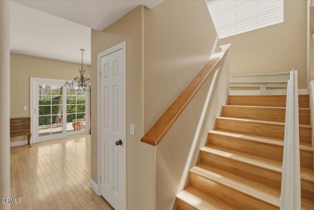 Detail Gallery Image 15 of 27 For 1048 Larry Ct, Newbury Park,  CA 91320 - 3 Beds | 2/1 Baths