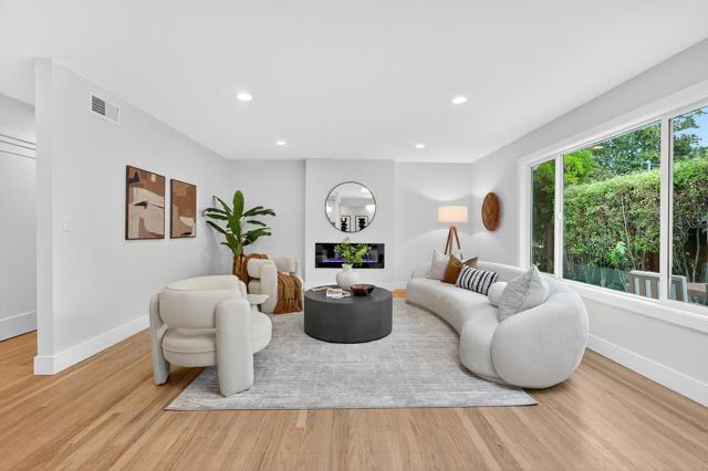 430 Gilbert Avenue, Menlo Park CA: https://media.crmls.org/mediaz/47f2bde1-9839-4a57-95c3-1ede539a962a.jpg