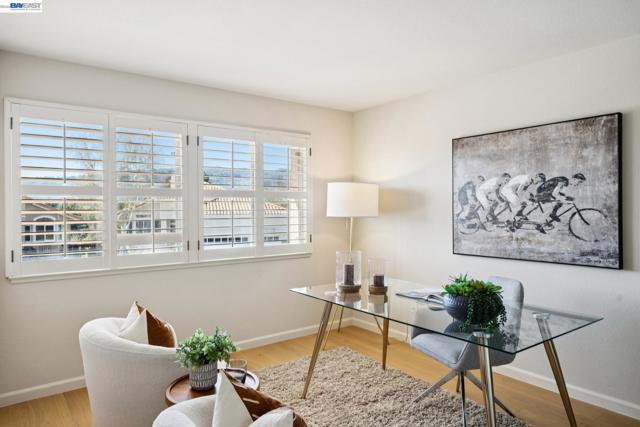 Image 47 of 60 For 674 Crystal Ct