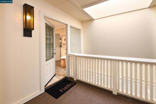 1345 Singingwood Ct, Walnut Creek CA: https://media.crmls.org/mediaz/47f3a5f5-365a-4acf-a3aa-b876f85c780d.jpg