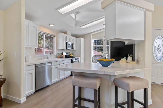 800 Brommer, Santa Cruz CA: https://media.crmls.org/mediaz/47f496d3-8b07-4800-83c3-d4359ba6d606.jpg