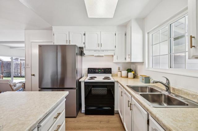 2864 Haughton Drive, San Jose CA: https://media.crmls.org/mediaz/47f5480e-68c8-4501-a153-f67ef2f0525f.jpg