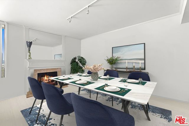 10535 Wilshire Boulevard, Los Angeles CA: https://media.crmls.org/mediaz/47f59c14-4ace-4355-b8a2-b04e7e0fd87f.jpg