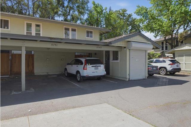 5751 Birch Terrace, Fremont CA: https://media.crmls.org/mediaz/47f5c77c-d0aa-43b8-9e72-86a46f471b1a.jpg