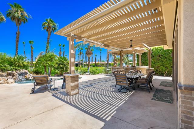 48170 Hjorth Street, Indio CA: https://media.crmls.org/mediaz/47f6282c-ef00-4de7-a4b5-1fbeddf4c05e.jpg