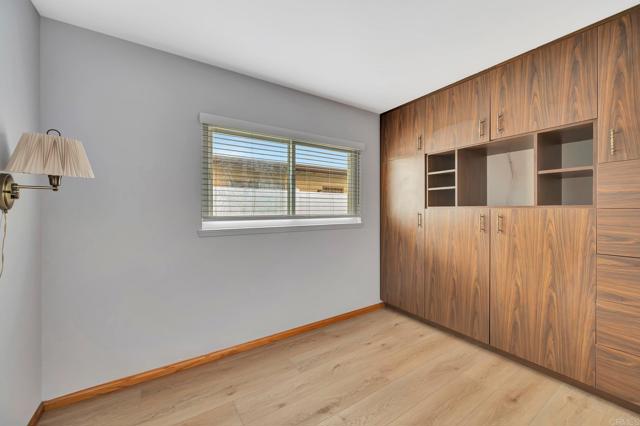 834 Oaklawn Ave A&B, Chula Vista CA: https://media.crmls.org/mediaz/47f72f70-c4e7-47a4-8b8a-60952ea9a1b0.jpg