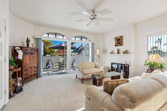 Detail Gallery Image 12 of 54 For 966 C Ave, Coronado,  CA 92118 - 2 Beds | 2 Baths