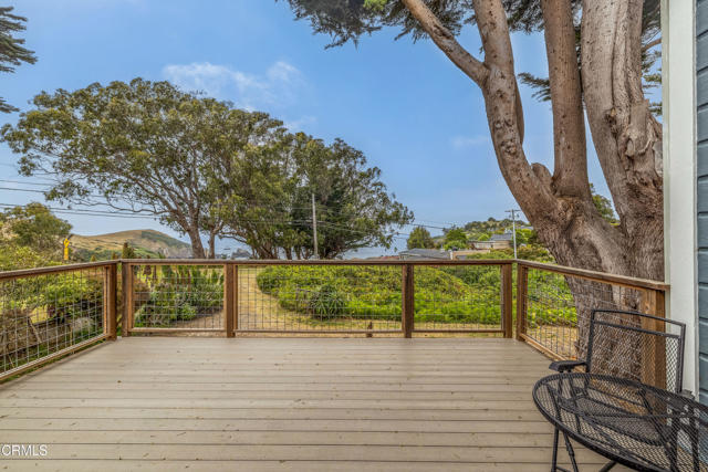 3781 N Highway 1, Albion CA: https://media.crmls.org/mediaz/47f98a09-7e88-4d9c-80b7-0df1c1239b0b.jpg