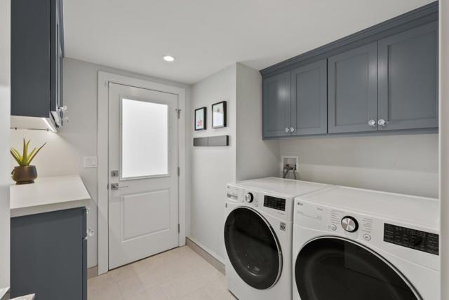 322 Elm Street, San Carlos CA: https://media.crmls.org/mediaz/47f9f0d8-9d76-48c4-87eb-6d7dd7615e8a.jpg