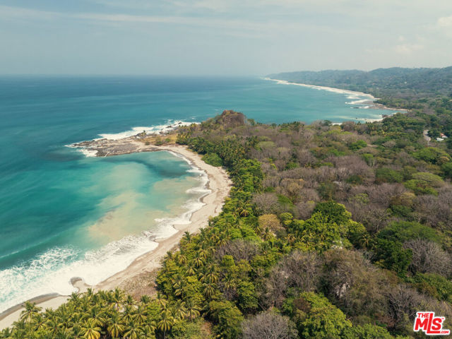 0 Villa Sunset MalPais Costa Rica,  CA: https://media.crmls.org/mediaz/47fa25e8-3fbd-4e4b-a094-4453e263236f.jpg