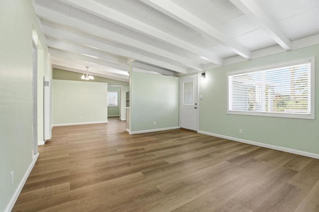 458 Rainier Drive, Salinas CA: https://media.crmls.org/mediaz/47fb86d3-056b-45cf-bfe4-f5f67292ce44.jpg