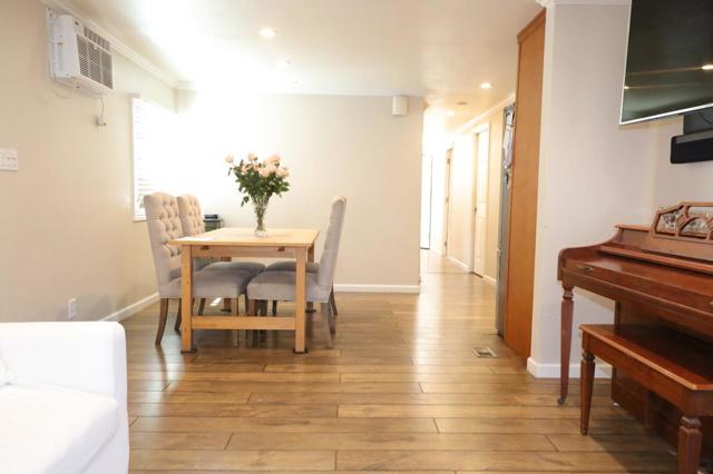 191 E El Camino Real, Mountain View CA: https://media.crmls.org/mediaz/47fc1523-0a6f-42b6-a417-c8cb21ecea7b.jpg