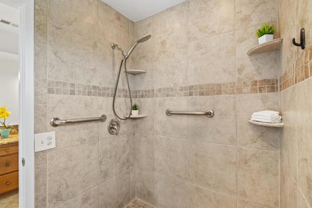 Detail Gallery Image 31 of 57 For 2717 Alexander Dr, Escondido,  CA 92029 - 4 Beds | 2/1 Baths