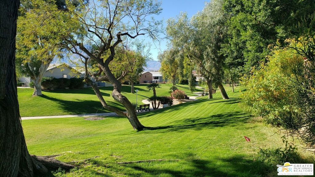 https://media.crmls.org/mediaz/47ff9c40-6b34-41f1-996b-3c092679fc78.jpg?preset=X-Large