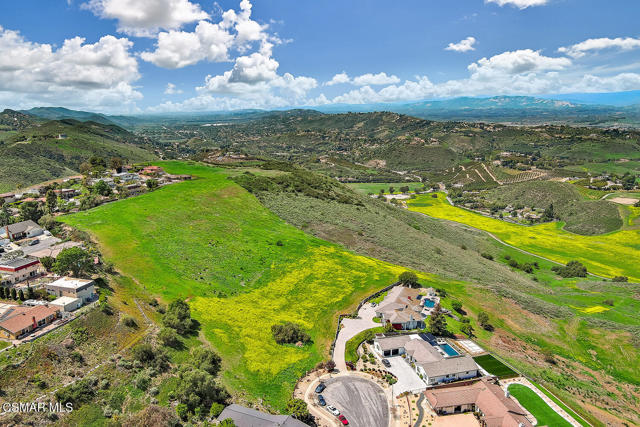 0 Calle Hondanada, Thousand Oaks CA: https://media.crmls.org/mediaz/48001271-1429-4fc4-81f9-66a38b735535.jpg