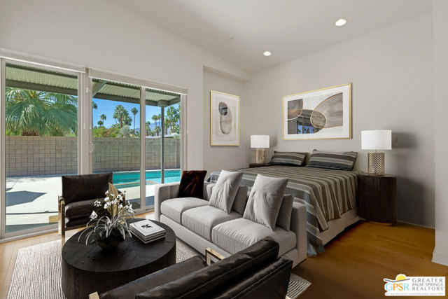 941 Oceo Circle, Palm Springs CA: https://media.crmls.org/mediaz/4800788c-cc45-4266-a4cd-85cadf0b96be.jpg