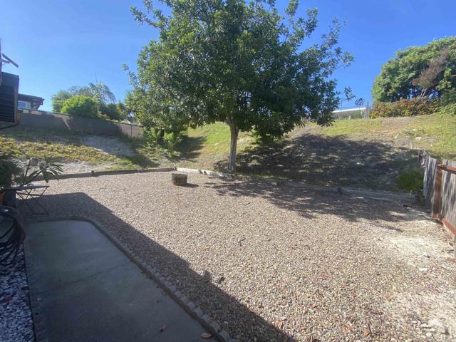 Detail Gallery Image 14 of 15 For 4734 Rim Rock Rd, Oceanside,  CA 92056 - 2 Beds | 1 Baths