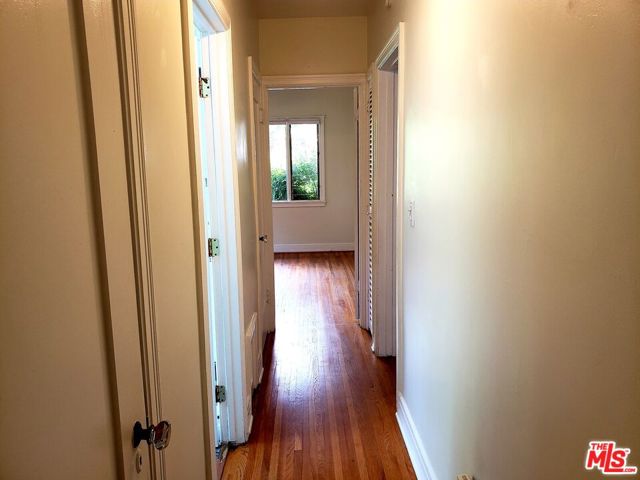 1710 Oakwood Street, Pasadena CA: https://media.crmls.org/mediaz/4802201c-403d-4d0c-b529-3c0741662f0e.jpg