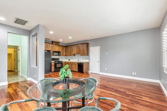 9632 Cherrywood Court, Gilroy CA: https://media.crmls.org/mediaz/48028ffa-a8ba-492b-8134-055b59f9dc60.jpg