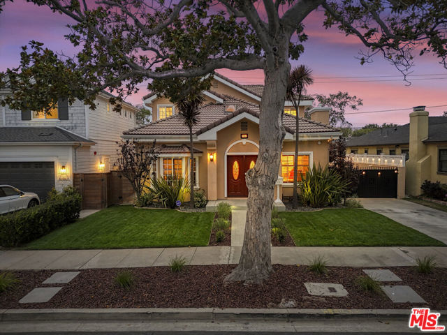 10943 Barman Avenue, Culver City CA: https://media.crmls.org/mediaz/48029624-4ac6-41ec-b937-55ff33684686.jpg