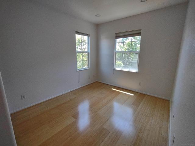 Image 6 of 12 For 13049 Cadencia Pl