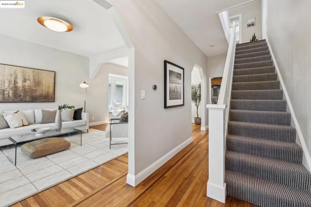 Image 3 of 56 For 4015 Rhoda Ave