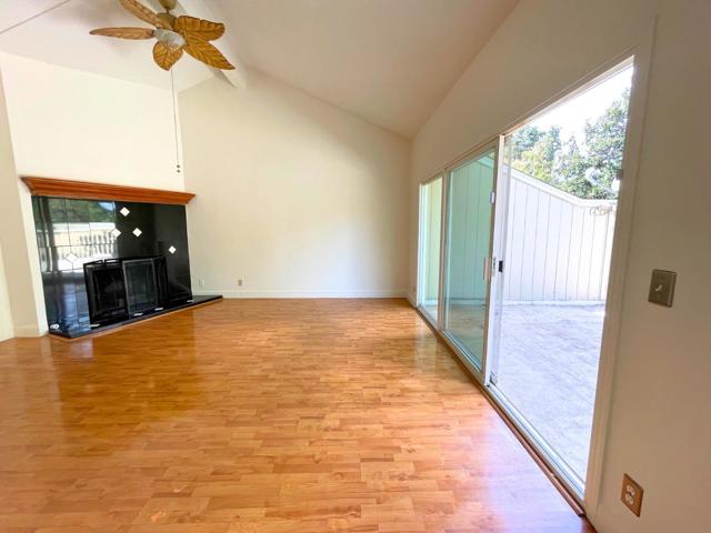 7959 La Riviera Drive, Sacramento CA: https://media.crmls.org/mediaz/48043eb2-5d89-45ac-9e98-bade24517b46.jpg