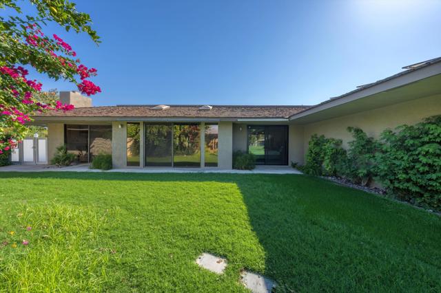 12 Whittier Court, Rancho Mirage CA: https://media.crmls.org/mediaz/4804c7c0-7091-4d7e-81b5-3124ca6bbe2a.jpg