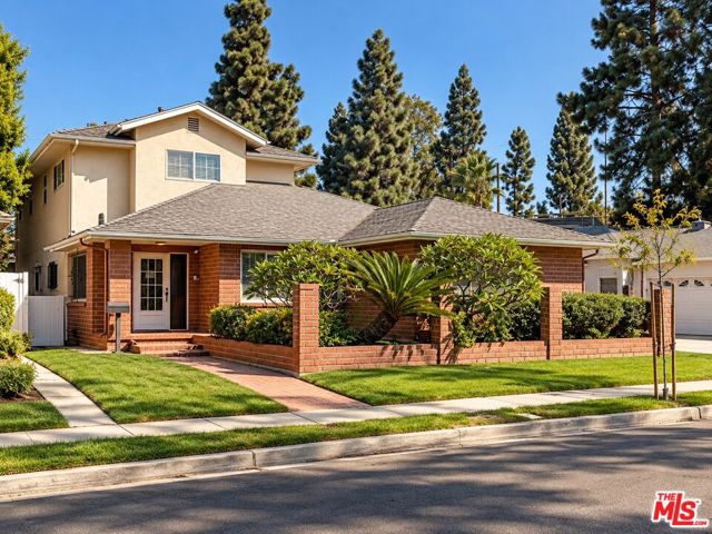 5446 Selmaraine Drive